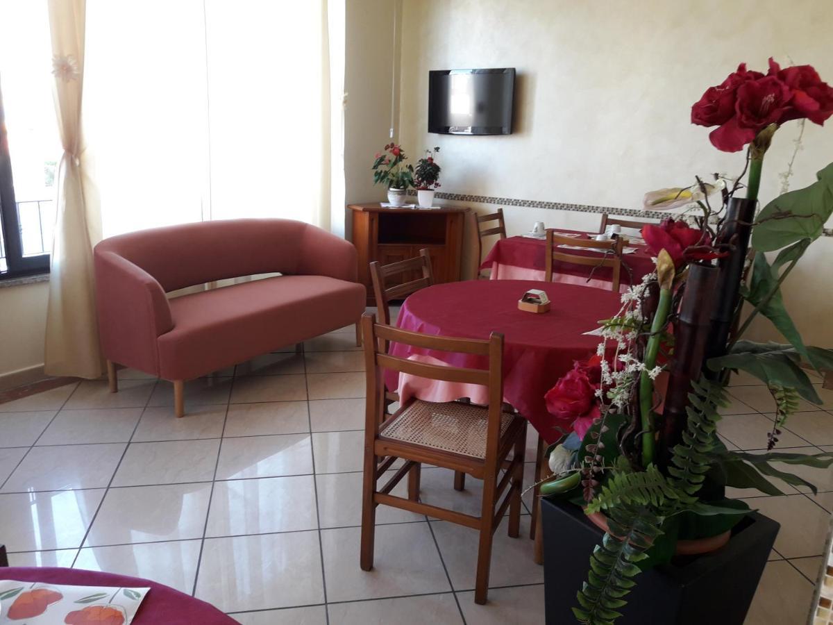 Hotel Villa Aurora 벨레지아아지마리나 외부 사진